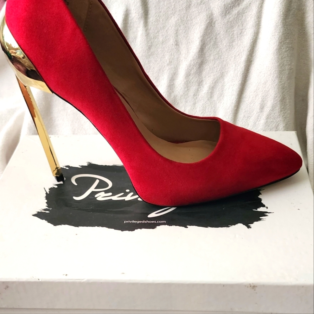 Privileged Lilac Heel